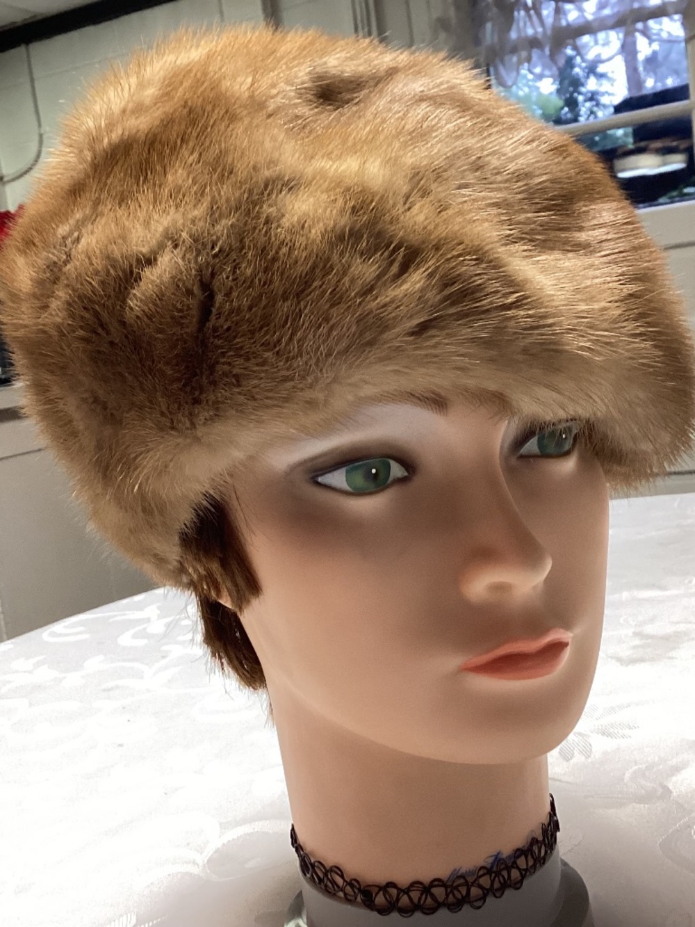 MR JOHN. MINK FUR HAT. TRUE VINTAGE. AWESOME STYLE 🌺🌺🌺🌺🥰